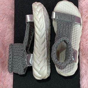 Crochet Sandals Fox Grey Sz 9